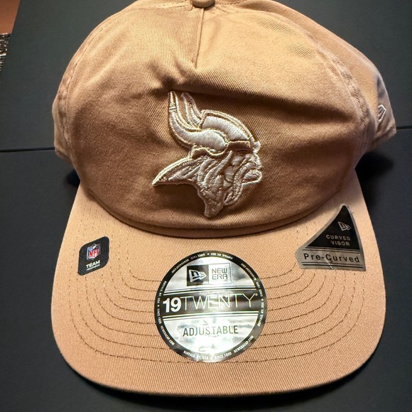 New Era Other - New Era Minnesota Vikings Hat Mens OSFM Tan NEW 19TWENTY Adjustable NFL Snapback